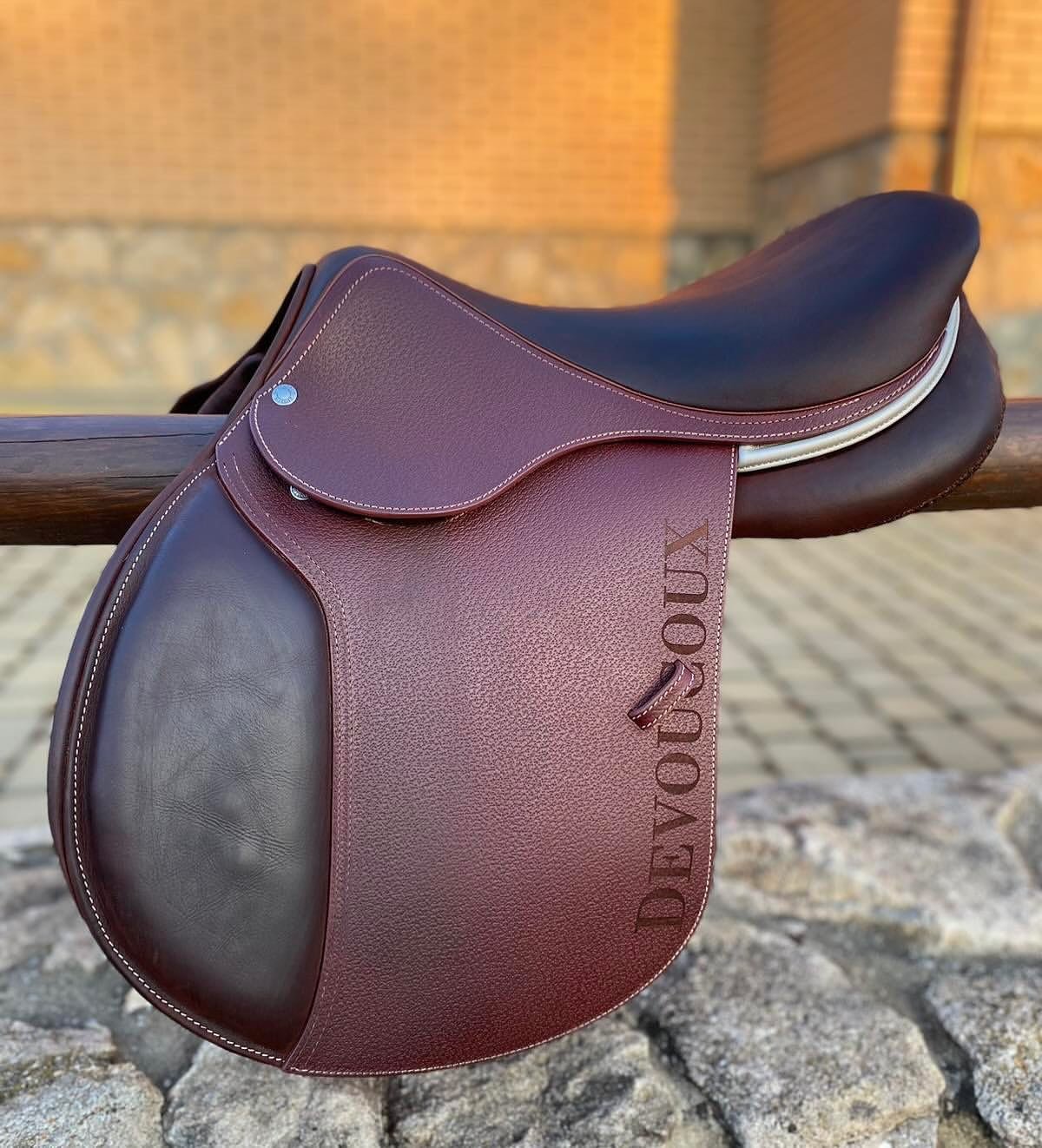 Selle Devoucoux Biarritz 17 pouces
